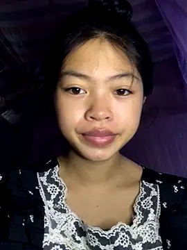 Thy00   online show from October 3, 2025, 1:20 am