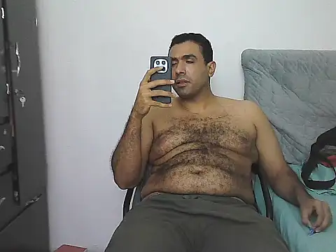 Snapshot of morenocabro10 chatting on March 2, 2026, 6:25 am morenocabro10 online show from March 2, 2026, 6:25 am