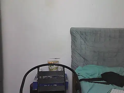 Snapshot of morenocabro10 chatting on February 15, 2026, 9:58 pm morenocabro10 online show from February 15, 2026, 9:58 pm