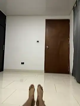 Snapshot of juanexfox chatting on February 1, 2026, 10:52 pm juanexfox online show from February 1, 2026, 10:52 pm