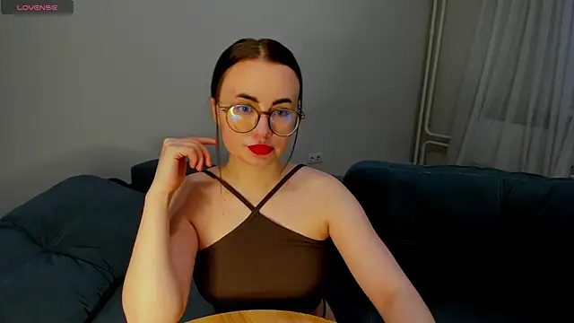 MewStella online show from April 23, 2026, 2:40 pm
