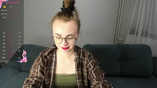 MewStella online show from January 5, 2026, 5:27 pm