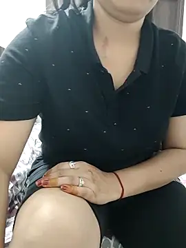 sweetpj online show from October 14, 2025, 5:24 pm