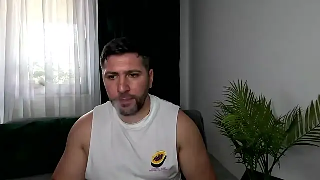 Snapshot of Gold_Alpha_Boy chatting on May 19, 2026, 2:02 pm Gold Alpha Boy online show from May 19, 2026, 2:02 pm