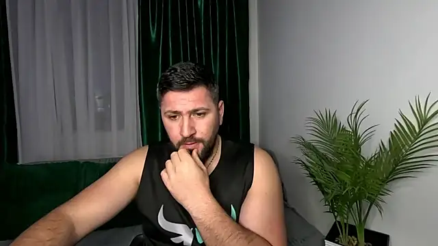 Snapshot of Gold_Alpha_Boy chatting on May 7, 2026, 6:33 pm Gold Alpha Boy online show from May 7, 2026, 6:33 pm
