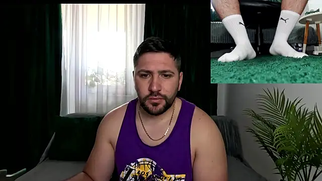 Snapshot of Gold_Alpha_Boy chatting on June 1, 2026, 5:51 am Gold Alpha Boy online show from June 1, 2026, 5:51 am