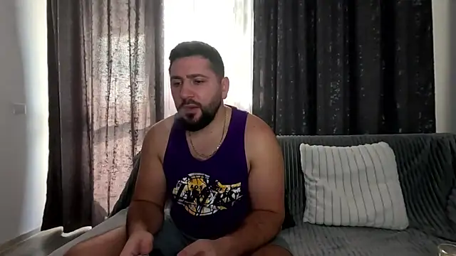 Gold Alpha Boy online show from November 2, 2025, 8:52 am