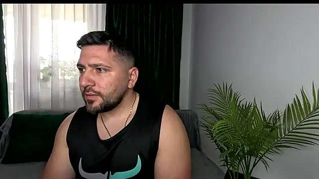 Snapshot of Gold_Alpha_Boy chatting on June 4, 2026, 7:46 am Gold Alpha Boy online show from June 4, 2026, 7:46 am