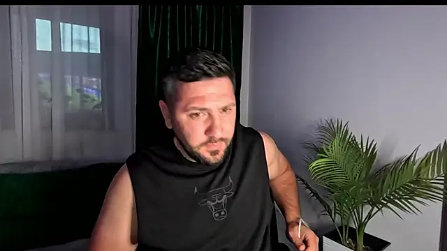 Snapshot of Gold_Alpha_Boy chatting on June 17, 2026, 6:18 pm Gold Alpha Boy online show from June 17, 2026, 6:18 pm