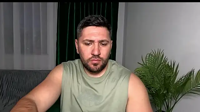 Snapshot of Gold_Alpha_Boy chatting on June 5, 2026, 7:08 pm Gold Alpha Boy online show from June 5, 2026, 7:08 pm