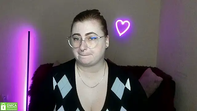 Alicia love00 online show from September 25, 2025, 5:24 am