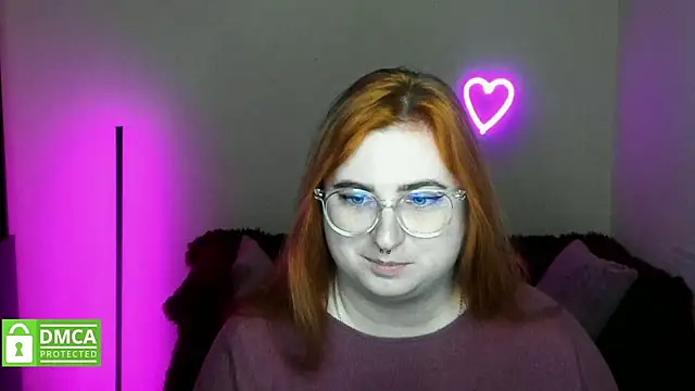 Alicia love00 online show from October 19, 2025, 11:24 am