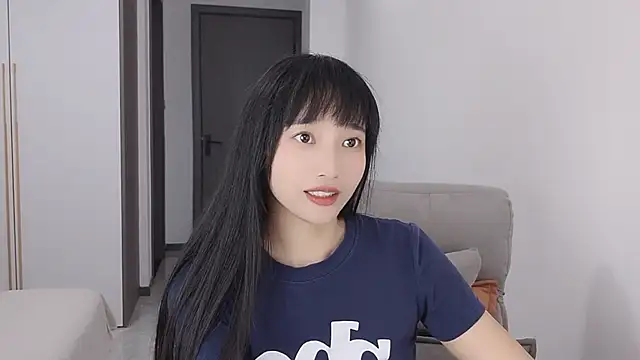 Lisa-3333 online show from September 10, 2025, 9:08 am