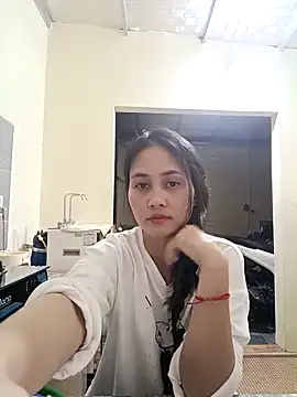 Jun-Mzzz online show from February 1, 2026, 2:48 pm