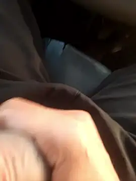 randheerthakur  online show from January 18, 2026, 3:54 am