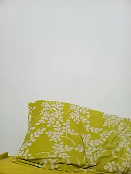 Snapshot of pelolu95 chatting on December 22, 2025, 2:44 am pelolu95 online show from December 22, 2025, 2:44 am