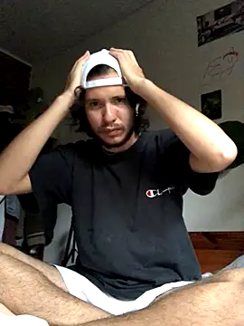 Snapshot of Luxx_14 chatting on October 12, 2025, 11:55 am Luxx 14 online show from October 12, 2025, 11:55 am