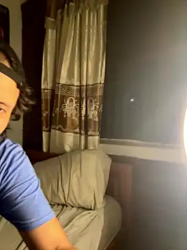 Snapshot of Luxx_14 chatting on January 13, 2026, 12:15 am Luxx 14 online show from January 13, 2026, 12:15 am