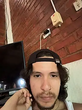 Luxx 14 online show from April 5, 2026, 2:57 pm