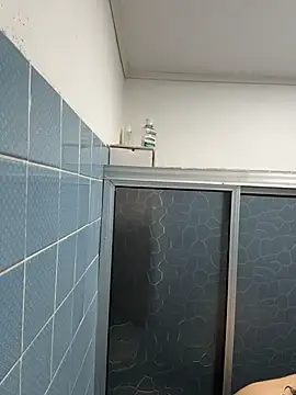 Snapshot of Luxx_14 chatting on February 16, 2026, 2:05 pm Luxx 14 online show from February 16, 2026, 2:05 pm