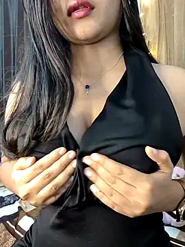 luv johrrra online show from October 1, 2025, 6:45 pm