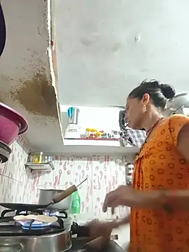ISHANI-SINGH online show from July 14, 2026, 1:49 am