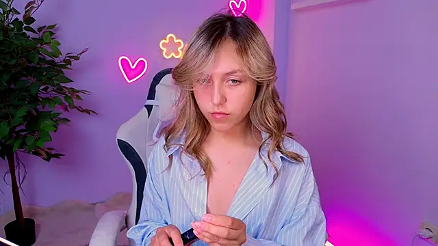 CindySparkl online show from June 27, 2026, 3:12 am
