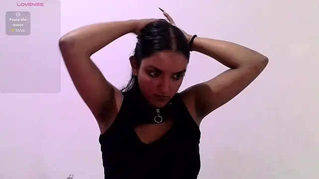 Ari 20  online show from June 25, 2026, 2:31 am