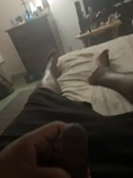 Snapshot of Detroitplaya33 chatting on April 16, 2026, 2:45 am Detroitplaya33 online show from April 16, 2026, 2:45 am