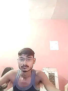 Snapshot of Kashiroy7315 chatting on October 5, 2025, 9:44 am Kashiroy7315 online show from October 5, 2025, 9:44 am