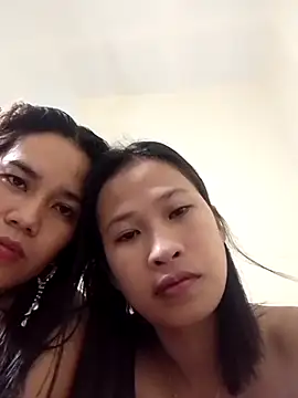 PINAYSQUIRTPUSSYHOLE online show from March 5, 2026, 11:21 pm