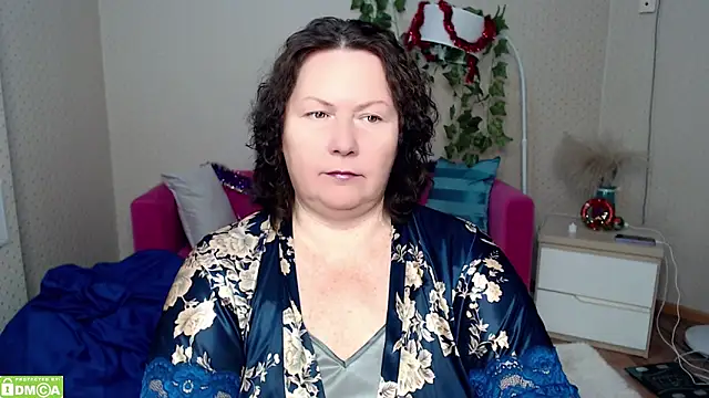 milf hornys online show from December 18, 2025, 3:38 pm