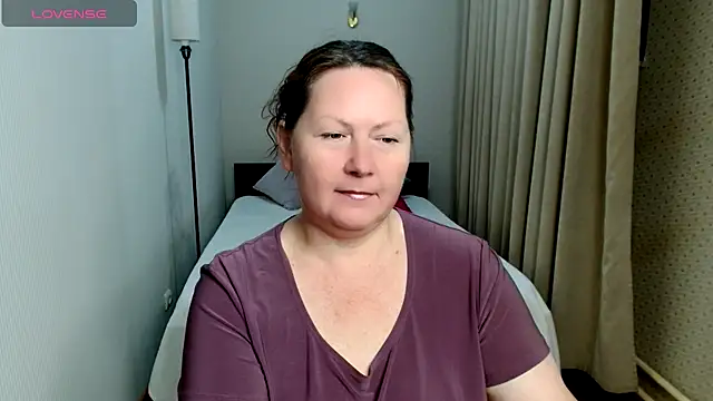 milf hornys online show from September 8, 2025, 5:12 pm