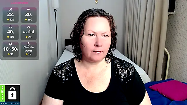 milf hornys online show from October 3, 2025, 4:19 pm