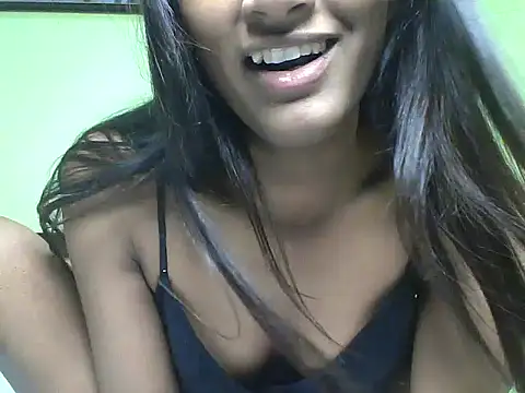 mickle james online show from September 10, 2025, 5:12 pm