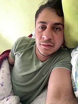 Snapshot of Cruel00 chatting on February 28, 2026, 10:15 am Cruel00 online show from February 28, 2026, 10:15 am