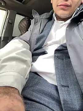 Snapshot of Cruel00 chatting on February 23, 2026, 9:43 am Cruel00 online show from February 23, 2026, 9:43 am