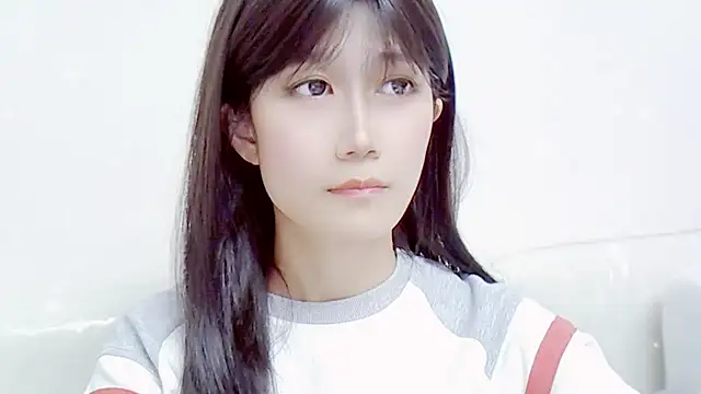 Rabbitlittlefool online show from November 2, 2025, 4:23 pm