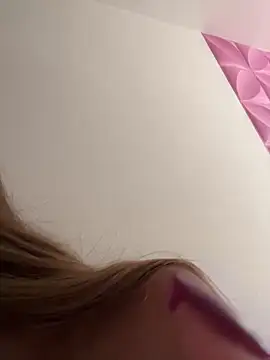 Natalia vidal online show from September 11, 2025, 1:22 pm