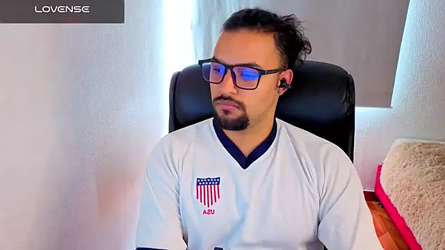 Snapshot of Ernesto-Rodriguez82 chatting on February 19, 2026, 4:59 pm Ernesto-Rodriguez82 online show from February 19, 2026, 4:59 pm