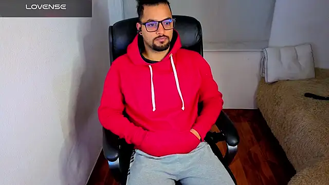 Snapshot of Ernesto-Rodriguez82 chatting on February 23, 2026, 4:03 am Ernesto-Rodriguez82 online show from February 23, 2026, 4:03 am