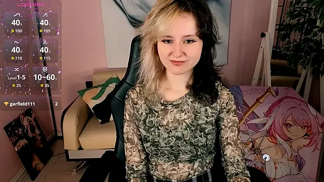 Snapshot of girl_next_doorr chatting on August 7, 2026, 1:28 pm girl next doorr online show from August 7, 2026, 1:28 pm