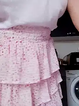 VikaKing online show from November 17, 2025, 9:02 am