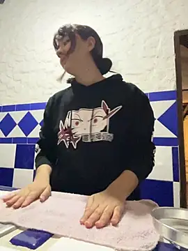 kaori 77 online show from November 15, 2025, 4:16 am