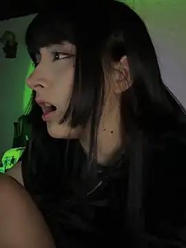 kaori 77 online show from October 6, 2025, 1:18 am