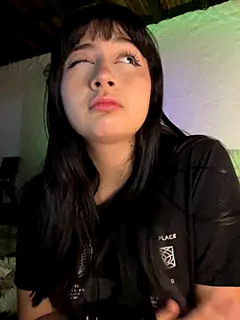 kaori 77 online show from September 24, 2025, 3:46 am