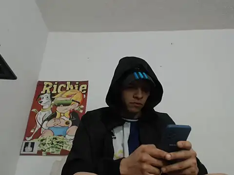 Thomasjons  online show from November 3, 2025, 3:45 am