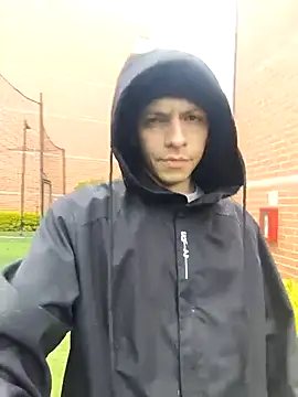 Snapshot of Thomasjons_ chatting on March 18, 2026, 5:58 pm Thomasjons online show from March 18, 2026, 5:58 pm