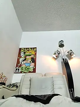 Snapshot of Thomasjons_ chatting on February 21, 2026, 1:51 am Thomasjons online show from February 21, 2026, 1:51 am