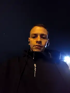 Snapshot of Thomasjons_ chatting on March 13, 2026, 1:32 am Thomasjons online show from March 13, 2026, 1:32 am